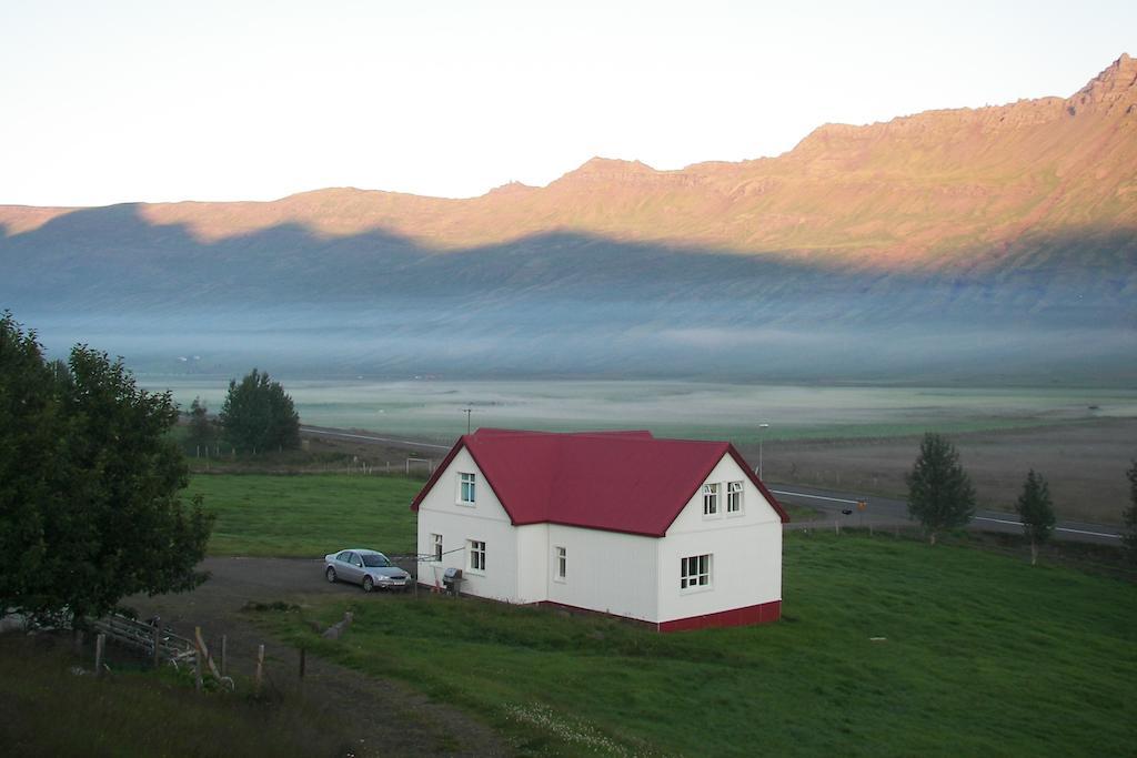 Skorrahestar Villa Neskaupstadur Exterior photo